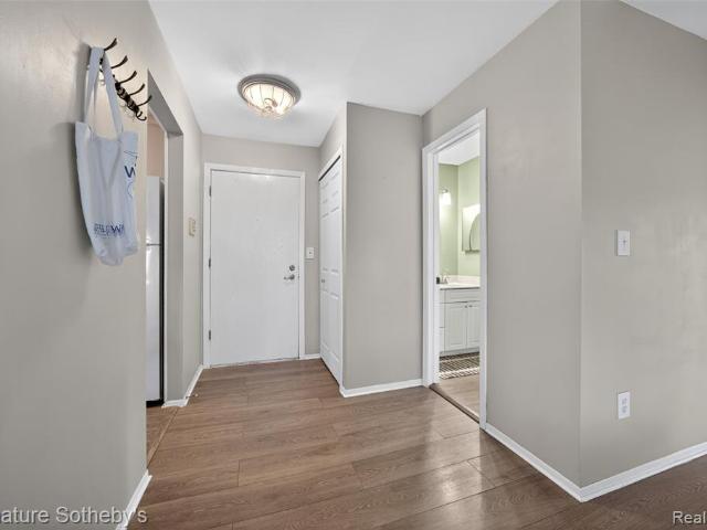Condo for sale in Walled Lake, Michigan