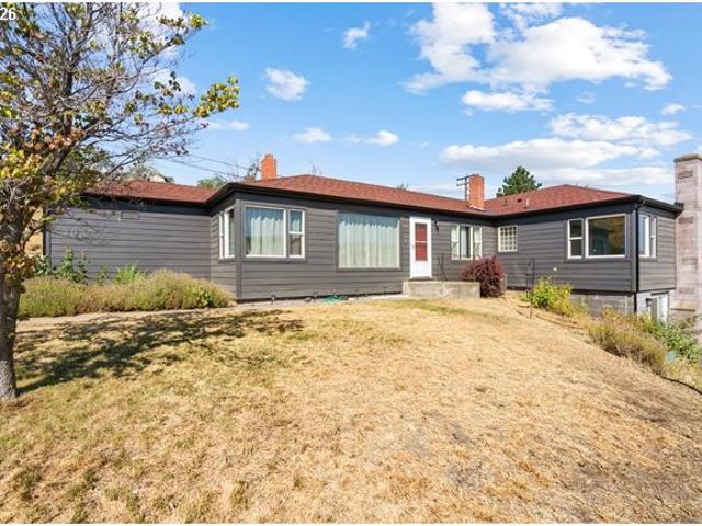 House for sale in Oregonia