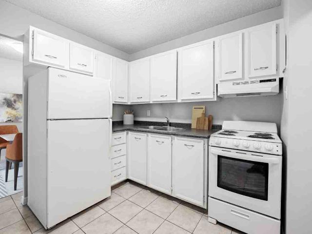 Apartment for rent in London, Southwestern Ontario