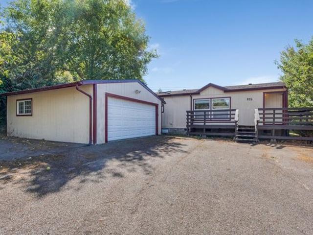 House for sale in Oregonia