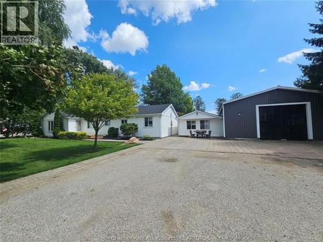 House for sale in Chatham–kent, Ontario