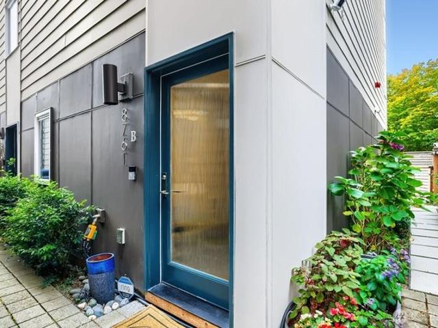 Townhouse for sale in Seattle, Washington
