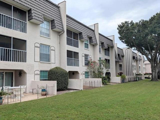 Condo for sale in Seminole, Pinellas County