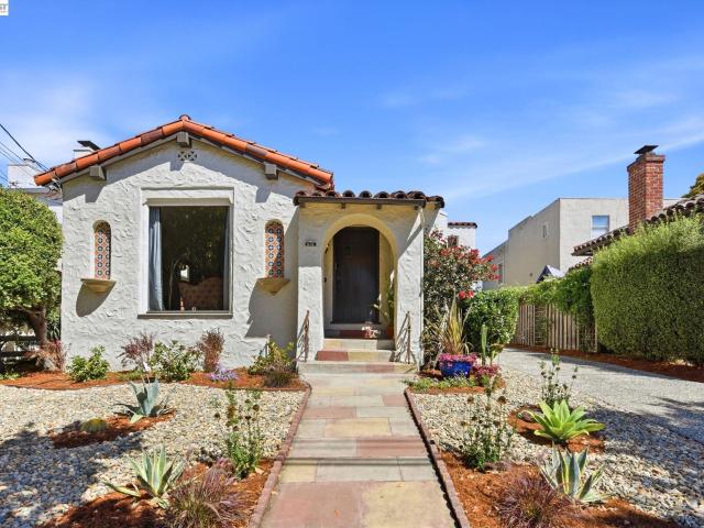 House for sale in San Leandro, California
