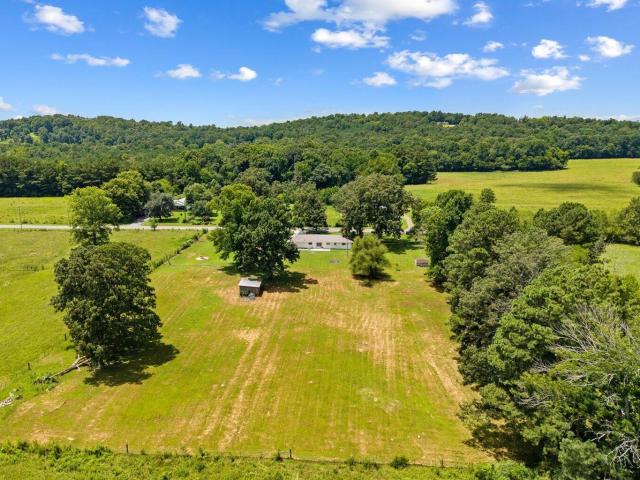 House for sale in Cohutta, Georgia
