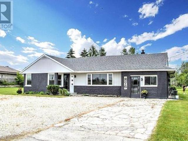 Commercial for rent in Collingwood