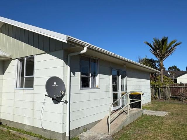 Apartment for rent in Fairdown, West Coast