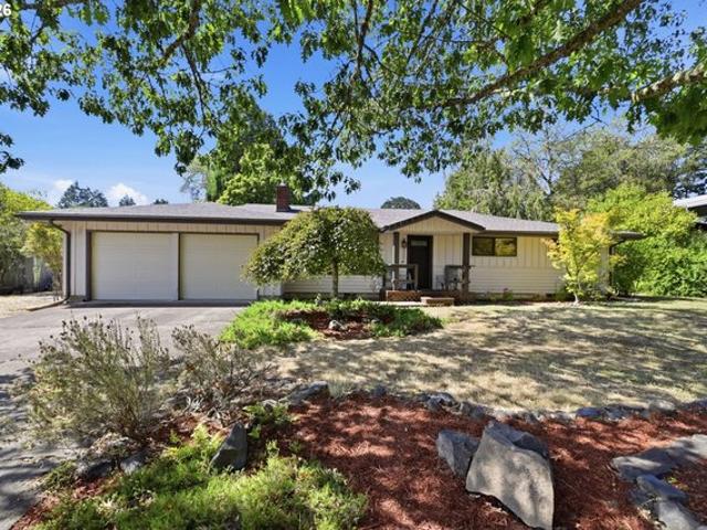 House for sale in Oregonia