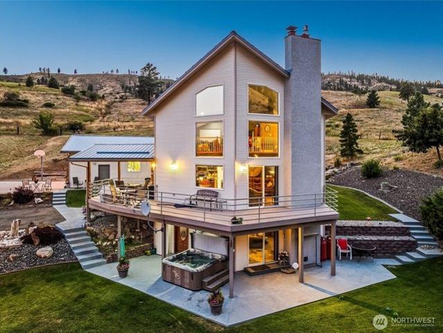 House for sale in Cashmere, Washington