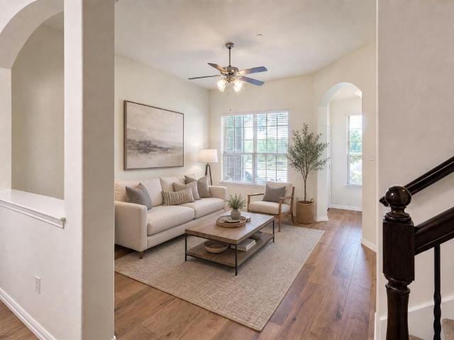 Townhouse for sale in Irving, Texas