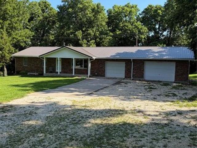 House for sale in Newllano, Missouri