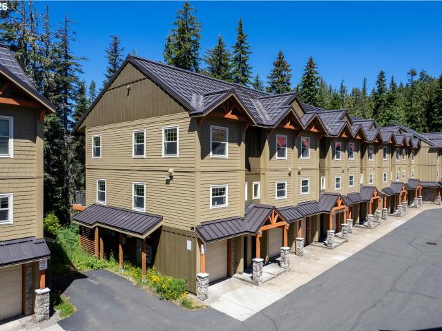 Condo for sale in Oregonia