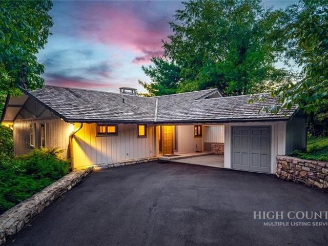 House for sale in Watauga, North Carolina