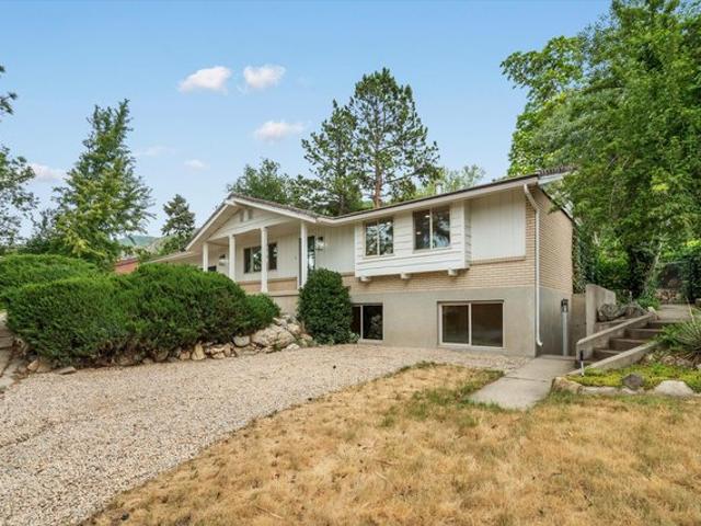 House for sale in Farmington, Utah