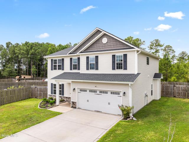House for sale in Sneads Ferry, North Carolina
