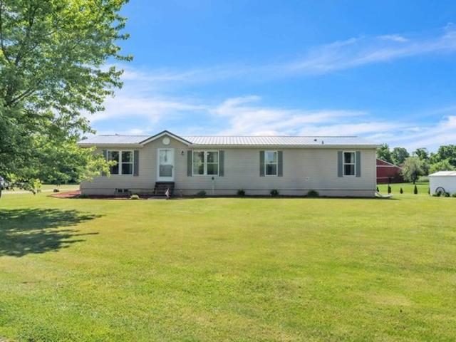House for sale in Wawaka, Indiana