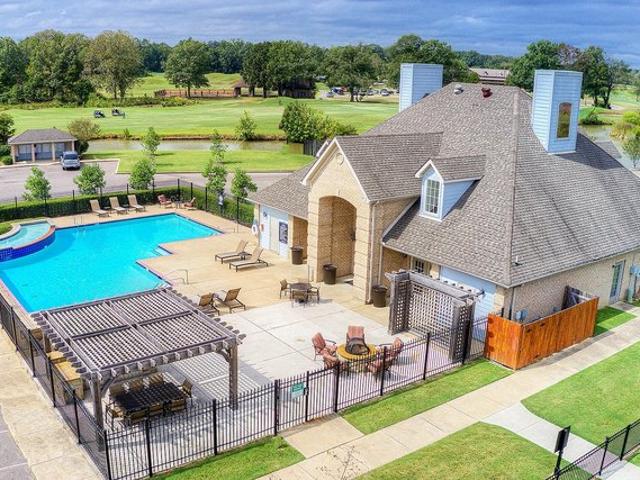 House for sale in Southaven, Mississippi
