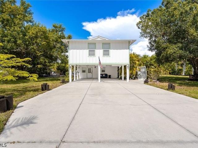 House for sale in Bokeelia, Florida