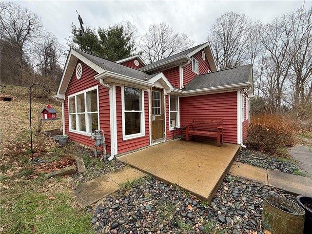 House for sale in Crescent, Pennsylvania