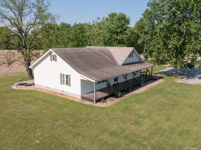House for sale in Sims, Illinois