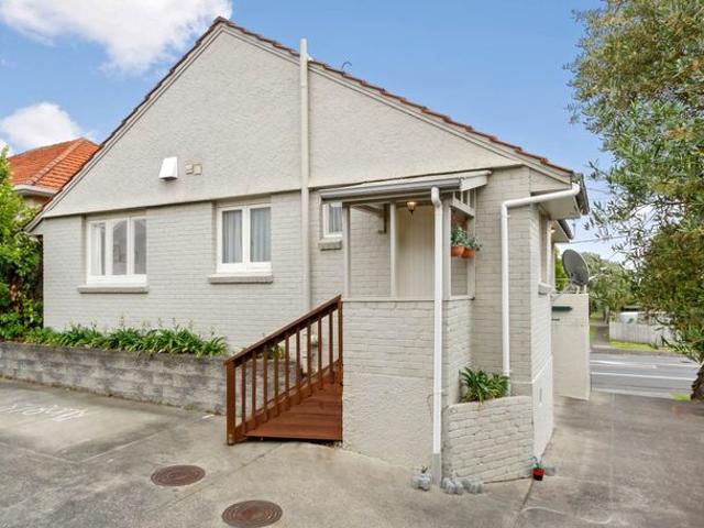 House for rent in Balmoral, Albert-Eden