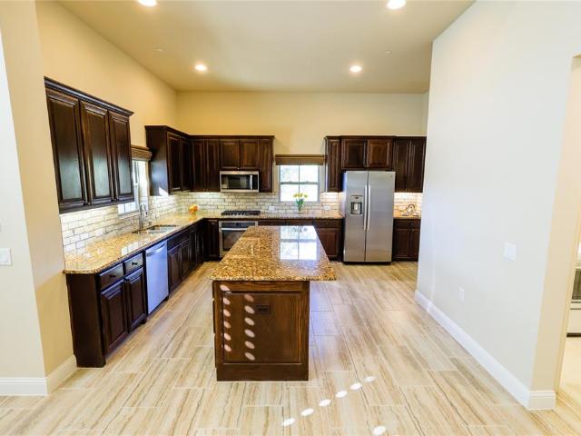 Townhouse for sale in Arlington, Texas