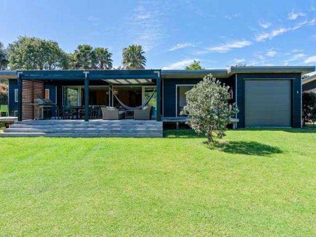 House for sale in Matapouri, Northland