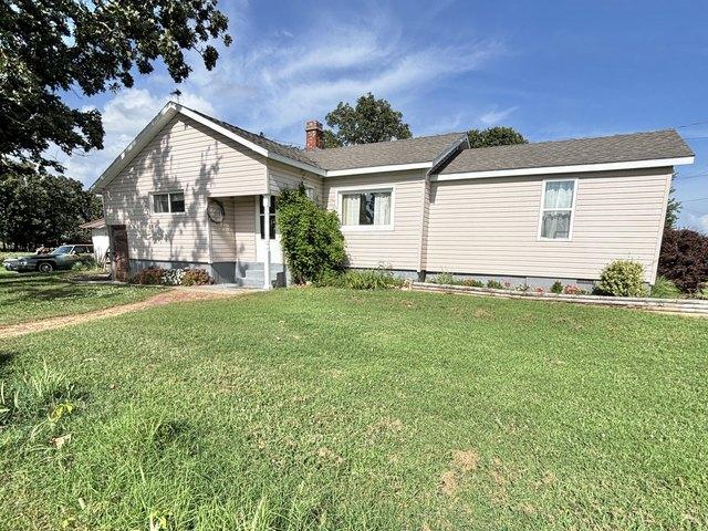 House for sale in Barry, Missouri
