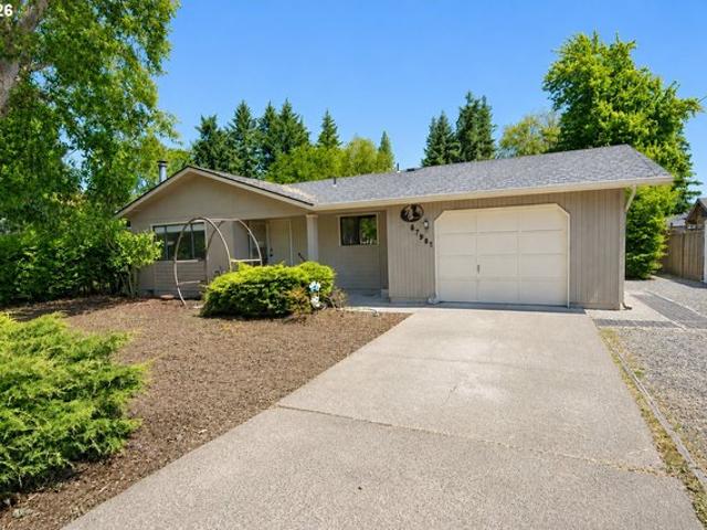 House for sale in Oregonia