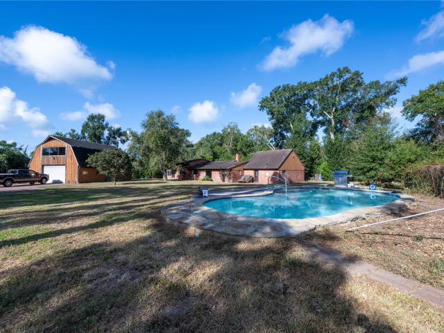 Farm for sale in Clemons, Brookshire