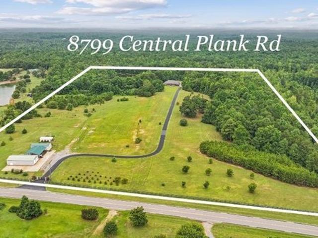 House for sale in Elmore, Alabama