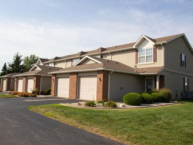 Townhouse for sale in Dyer, Indiana