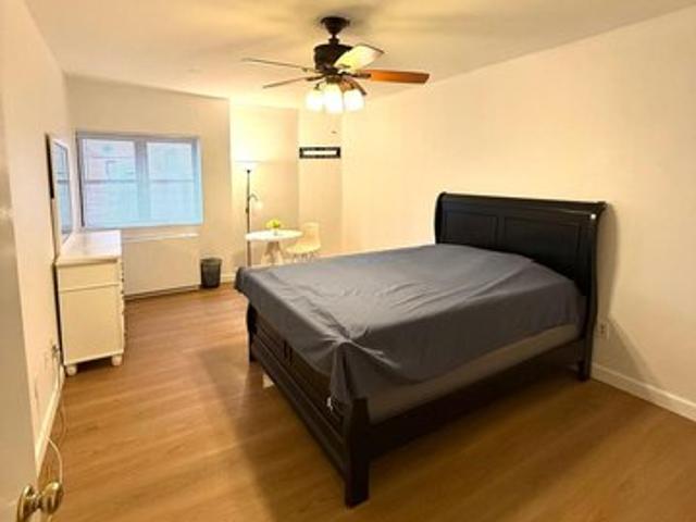 Condo for sale in Queens, Arverne