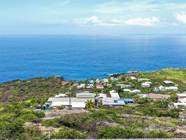 Land for sale in Captain Cook, Hawaiʻi County