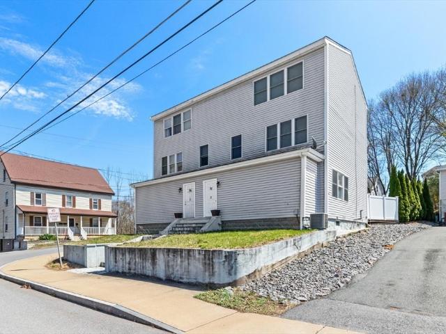 Condo for sale in Franklin, Massachusetts