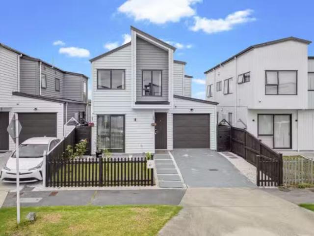 House for sale in Papakura