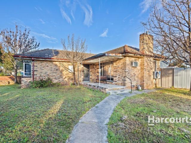 Granny Flat for rent in Camerons Creek, Victoria