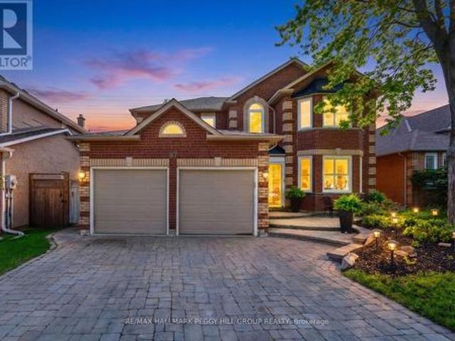 House for sale in Barrie, Ontario