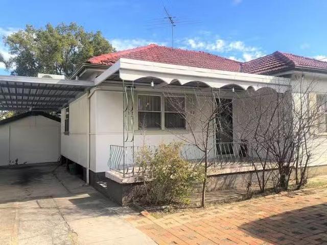 House for rent in Canley Vale