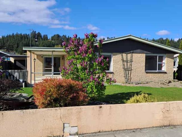 House for rent in Otakou