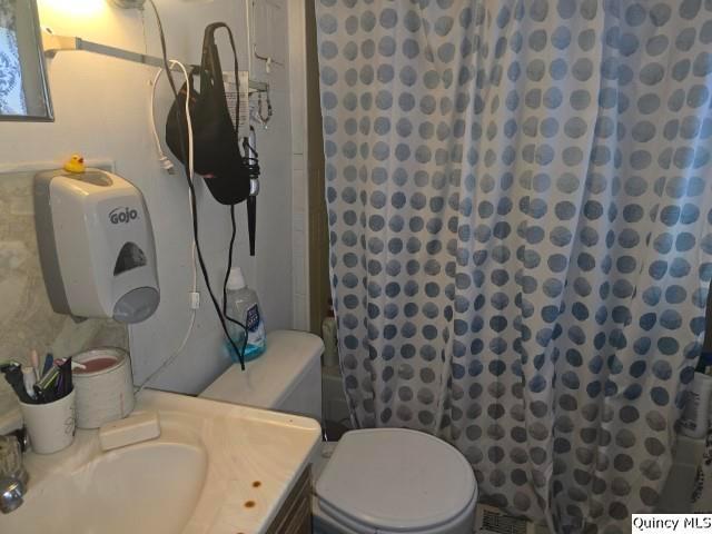 House for sale in Hancock, Illinois