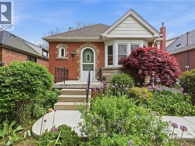 House for rent in Ancaster, Ontario