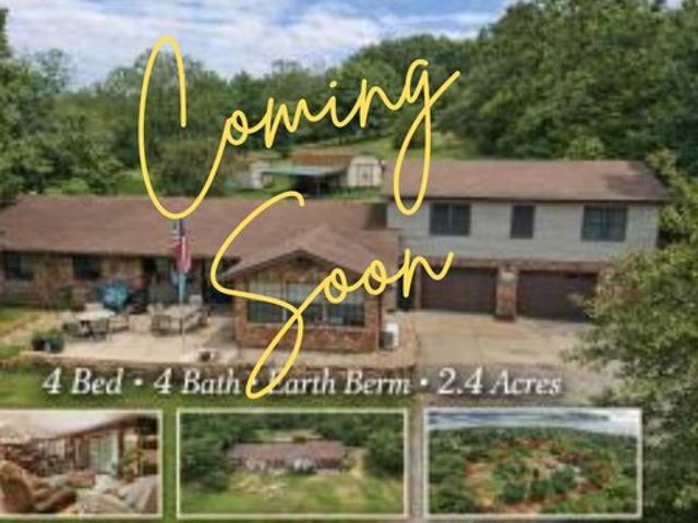 House for sale in Stone, Missouri