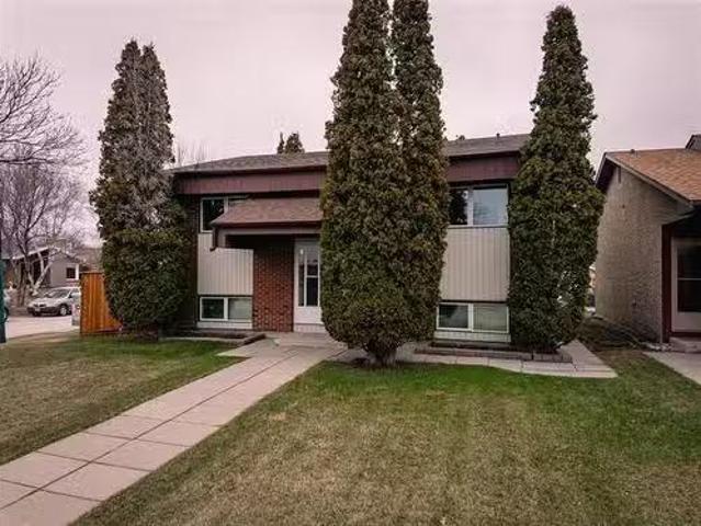 House for sale in East St. Paul, Manitoba