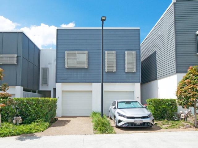 Townhouse for sale in Toombul, Queensland