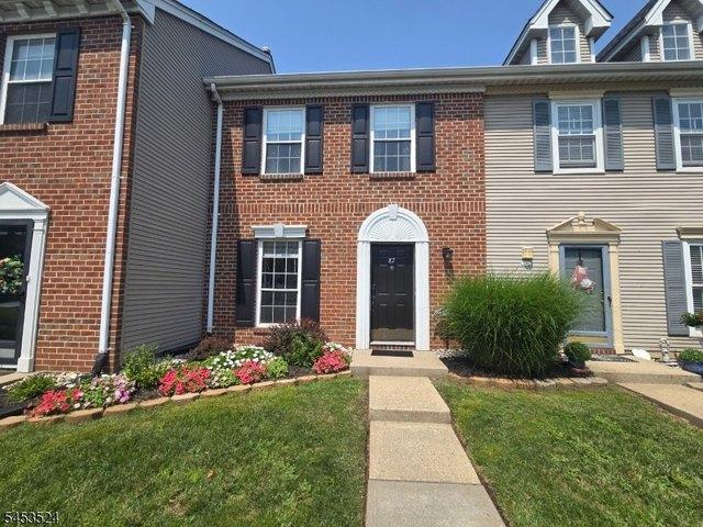 Condo for sale in North Brunswick, New Jersey