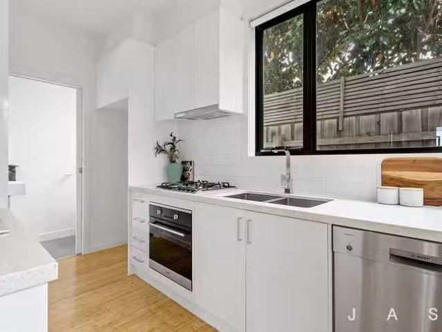 House for rent in Newport