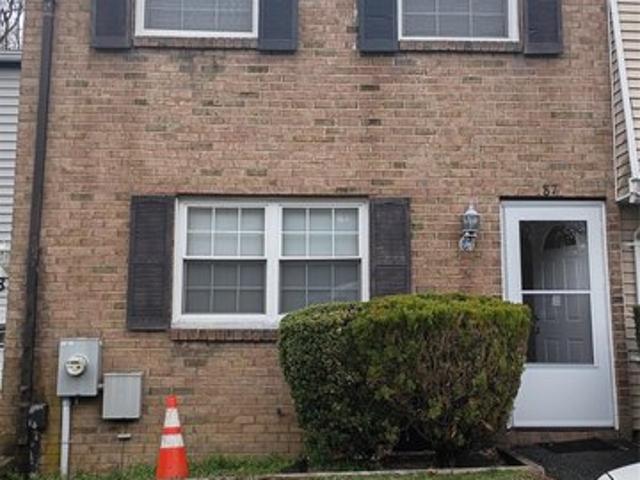 Condo for sale in Calverton, New York