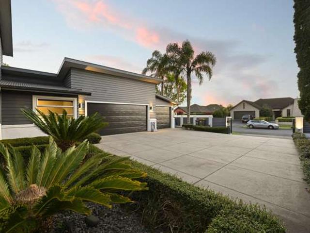House for sale in Huntington, Hamilton City
