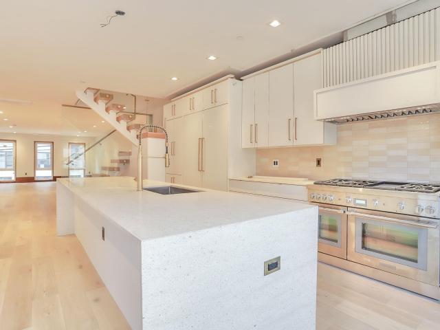 Condo for sale in Hudson, New Jersey